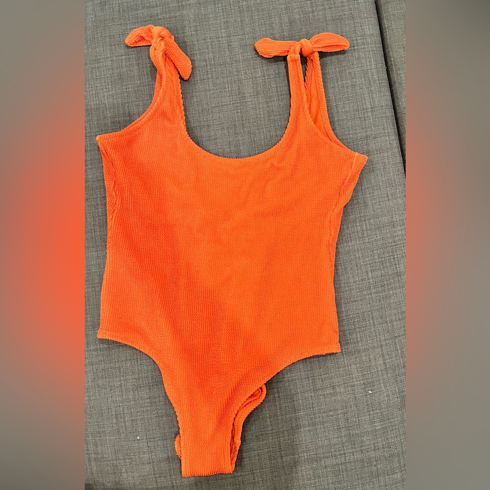 Kona Sol Women’s bathing suit